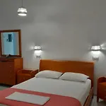 Simeon Апартаменты *