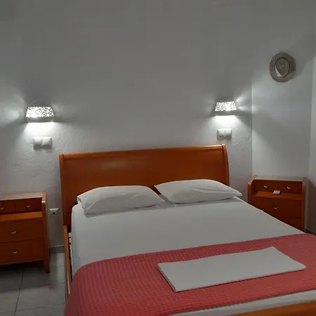 Simeon * Platis Gialos (Sifnos)